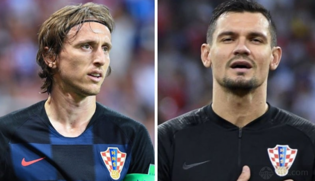 而是在叙事 而是在叙事